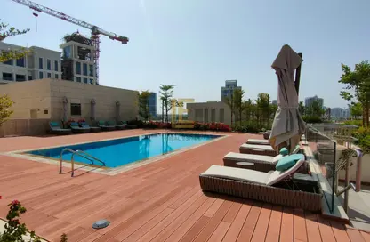 Apartment - 2 Bedrooms - 4 Bathrooms for sale in Crystal Residence - The Pearl Island - Doha