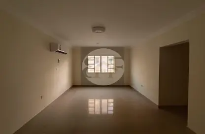 Apartment - 2 Bedrooms - 2 Bathrooms for rent in Al Mansoura - Al Mansoura - Doha