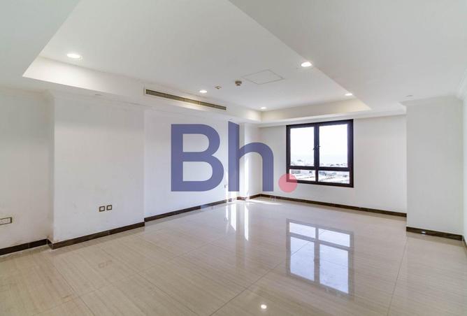 957894 - Property Image 2