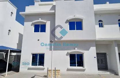مجمع سكني - 4 غرف نوم - 6 حمامات للايجار في جناين الوعب - الوعب - الدوحة