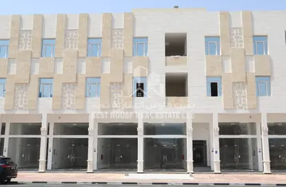 Apartment - 2 Bedrooms - 3 Bathrooms for rent in Aspire Zone - Al Waab - Doha