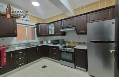 Apartment - 2 Bedrooms - 2 Bathrooms for rent in Al Mansoura - Doha