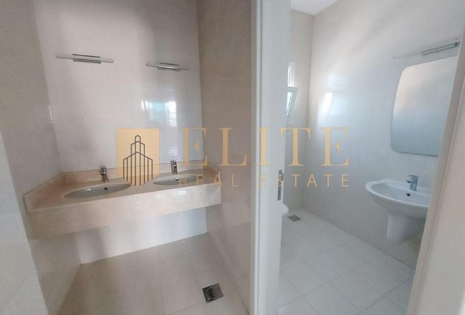 962958 - Property Image 2