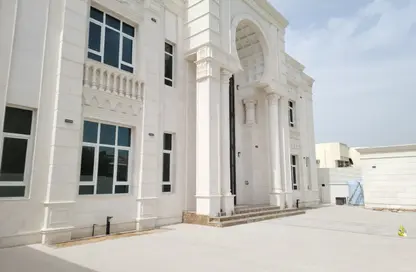 Villa - 7+ Bedrooms - 7+ Bathrooms for sale in West Bay Villas - West Bay - West Bay - Doha
