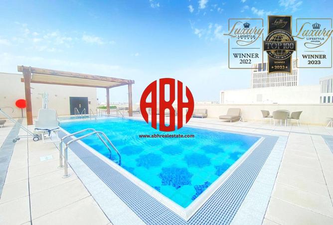 963585 - Property Image 2