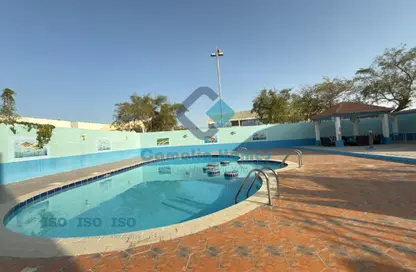 مجمع سكني - 4 غرف نوم - 5 حمامات للايجار في سلاطة الجديدة - سلاطة - الدوحة