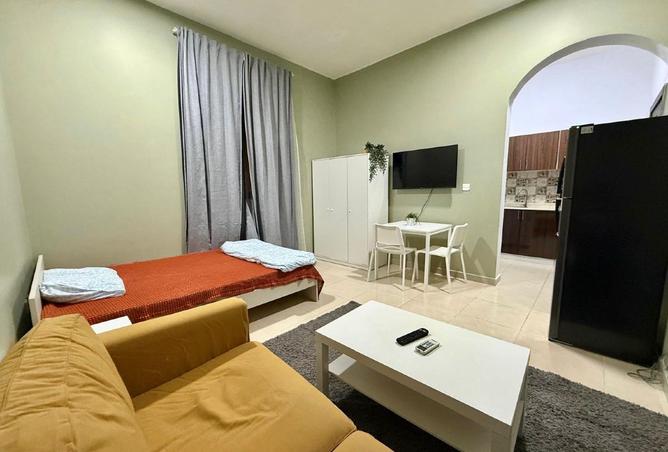 967733 - Property Image 2