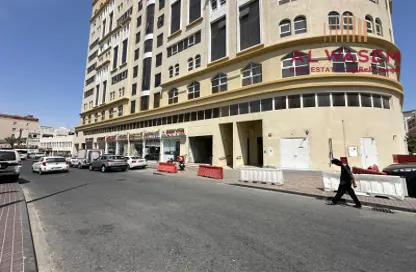 محل تجاري - استوديو للايجار في فريج عبد العزيز - فريج عبد العزيز - الدوحة