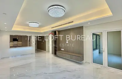 Apartment - 2 Bedrooms - 3 Bathrooms for sale in East Porto Drive - Porto Arabia - The Pearl Island - Doha