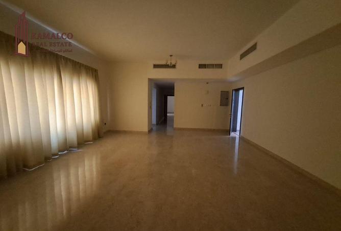 965344 - Property Image 2