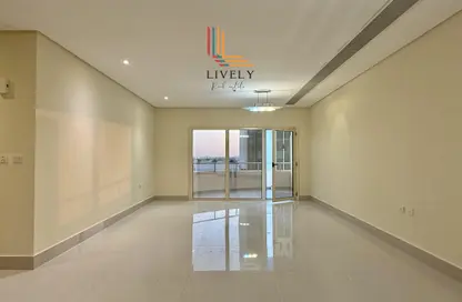 Apartment - 2 Bedrooms - 2 Bathrooms for rent in Marina  25 - Marina District - Lusail