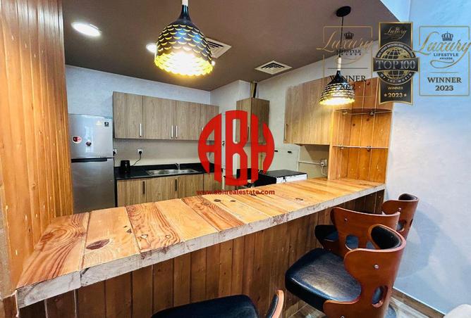 921946 - Property Image 2