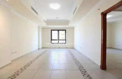 Apartment - 1 Bedroom - 2 Bathrooms for rent in East Porto Drive - Porto Arabia - The Pearl Island - Doha