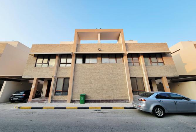 984211 - Property Main Image