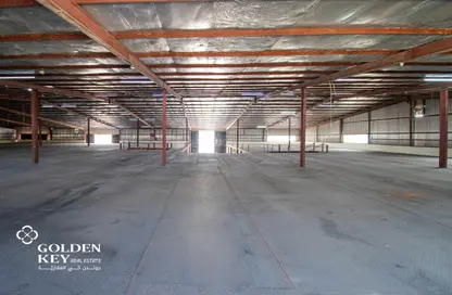 Warehouse - Studio for rent in Industrial Area 1 - Industrial Area - Doha