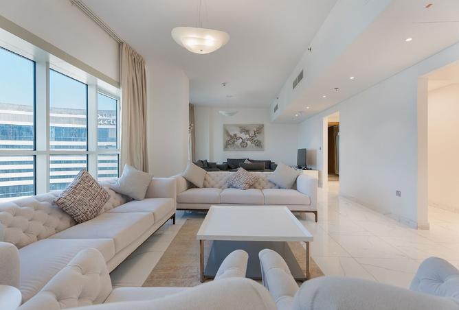 988236 - Property Image 2