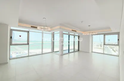 Apartment - 2 Bedrooms - 3 Bathrooms for rent in Gewan Island - The Pearl Island - Doha