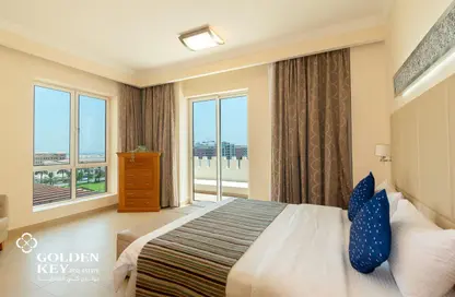 Apartment - 1 Bedroom - 2 Bathrooms for rent in West Porto Drive - Porto Arabia - The Pearl Island - Doha