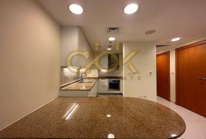 983567 - Property Image 2