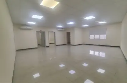 Whole Building - 7+ Bedrooms - 7+ Bathrooms for rent in Al Markhiya Street - Al Markhiya - Doha