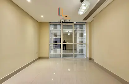 Apartment - 2 Bedrooms - 2 Bathrooms for rent in Marina  25 - Marina District - Lusail