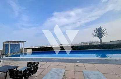 Apartment - 2 Bedrooms - 3 Bathrooms for rent in Floresta Gardens - Floresta Gardens - The Pearl Island - Doha