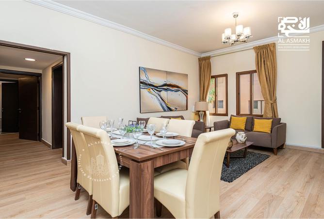 905498 - Property Image 2