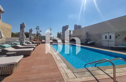 Apartment - 2 Bedrooms - 3 Bathrooms for rent in Crystal Residence - Gewan Island - The Pearl Island - Doha