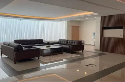 Apartment - 3 Bedrooms - 3 Bathrooms for rent in Mesaimeer Road - Abu Hamour - Doha