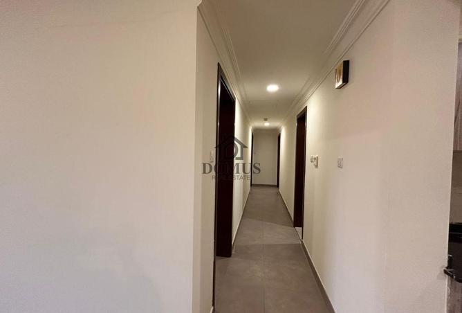 952405 - Property Image 3