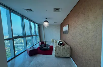 Apartment - 3 Bedrooms - 5 Bathrooms for rent in Zig Zag Towers - West Bay - Doha