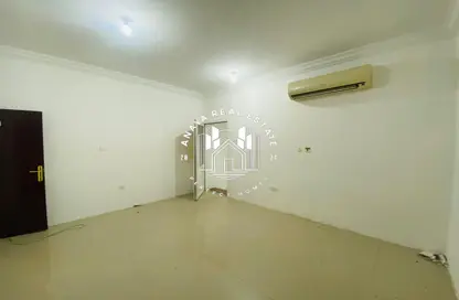 Apartment - Studio - 1 Bathroom for rent in Ain Khaled - Doha
