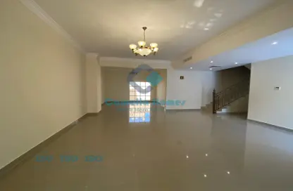 Villa - 4 Bedrooms - 5 Bathrooms for rent in Umm Al Seneem Street - Ain Khaled - Doha
