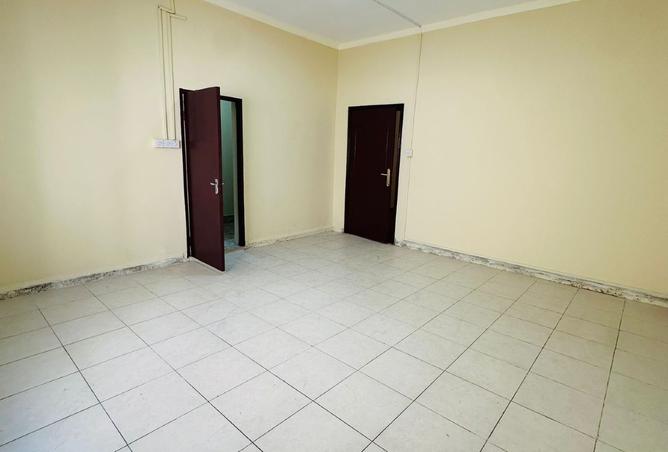 1005383 - Property Image 2