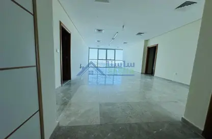 Apartment - 2 Bedrooms - 2 Bathrooms for rent in Zig Zag Tower B - Zig Zag Towers - West Bay - Doha