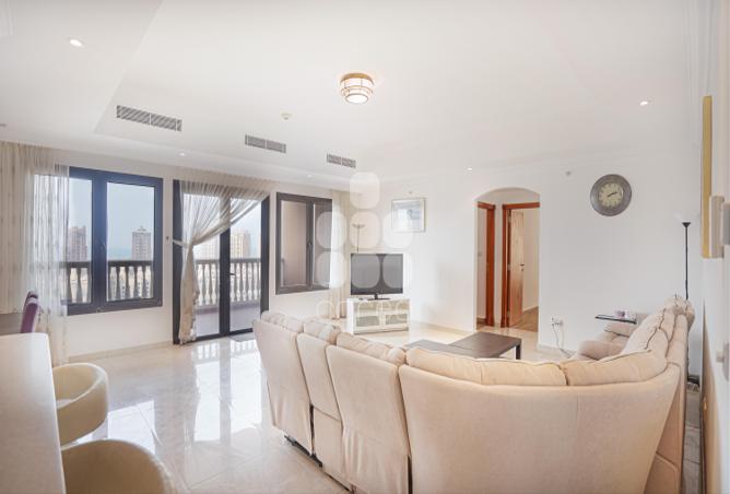 930290 - Property Image 2