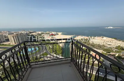 Apartment - 2 Bedrooms - 3 Bathrooms for rent in Floresta Gardens - Floresta Gardens - The Pearl Island - Doha