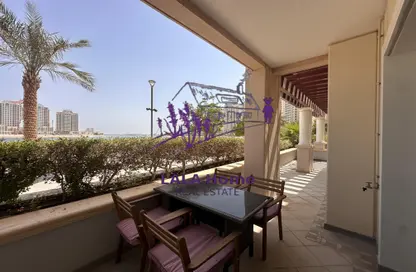 Apartment - 2 Bedrooms - 2 Bathrooms for rent in Viva Central - Viva Bahriyah - The Pearl Island - Doha