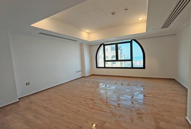 977682 - Property Image 2