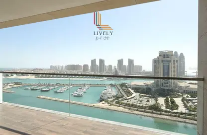 Apartment - 3 Bedrooms - 5 Bathrooms for rent in Marina  25 - Marina District - Lusail