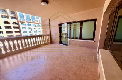 Apartment - 1 Bedroom - 2 Bathrooms for rent in East Porto Drive - Porto Arabia - The Pearl Island - Doha