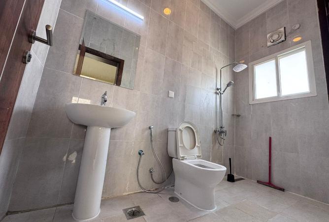 933660 - Property Image 3