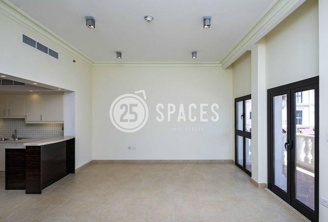 922177 - Property Image 3