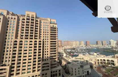 شقة - 2 غرف نوم - 3 حمامات للايجار في جزيرة اللؤلؤة - الدوحة