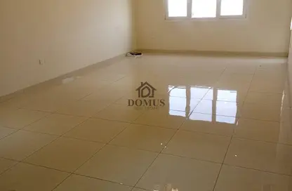 Apartment - 2 Bedrooms - 2 Bathrooms for rent in Ibn Asakir Street - Najma - Doha