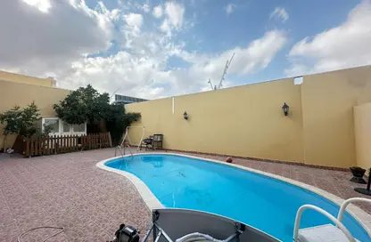 فيلا - 4 غرف نوم - 3 حمامات للايجار في برج أسباير - الوعب - الوعب - الدوحة