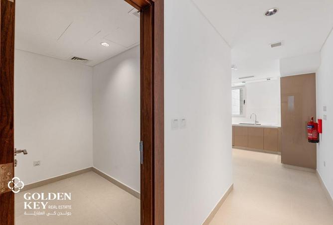 928868 - Property Image 2