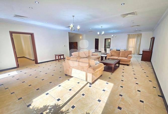 929861 - Property Image 3