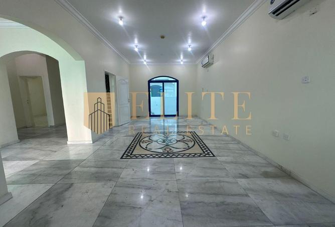 972070 - Property Image 3