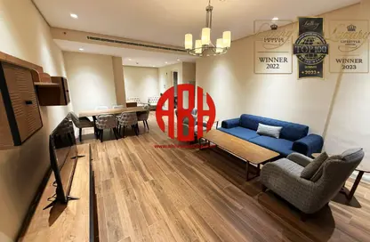 شقة - 3 غرف نوم - 5 حمامات للايجار في حدائق فلورستا - حدائق فلورستا - جزيرة اللؤلؤة - الدوحة